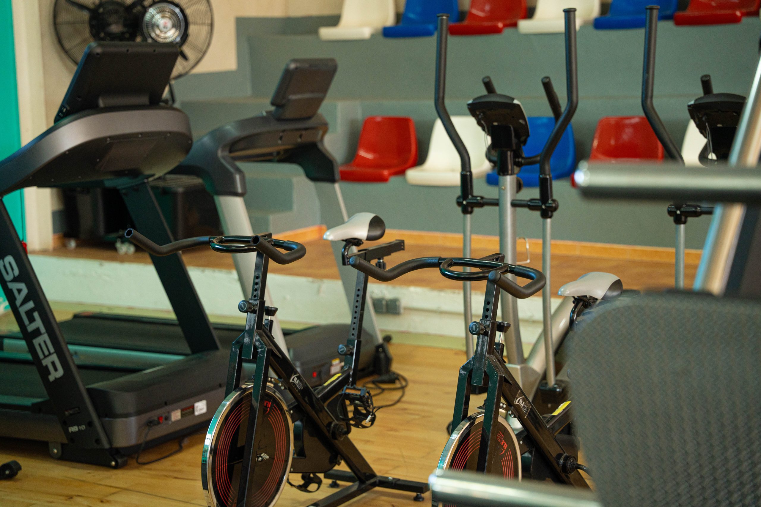 Polideportivo municipal de Las Labores, instalaciones deportivas. Fotografía de Ikonox Marketing Digital